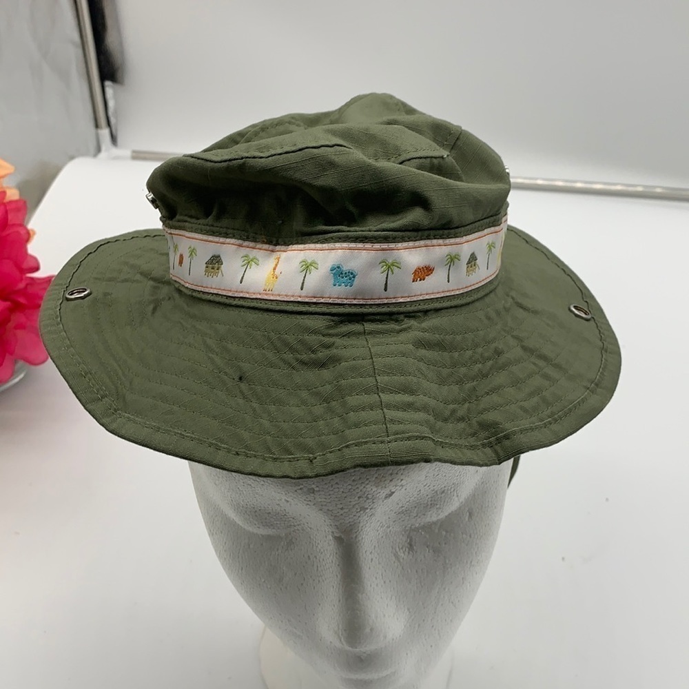 Gap Infant Bucket Sin hat with chin strap Sz 6-12m. HT0075A